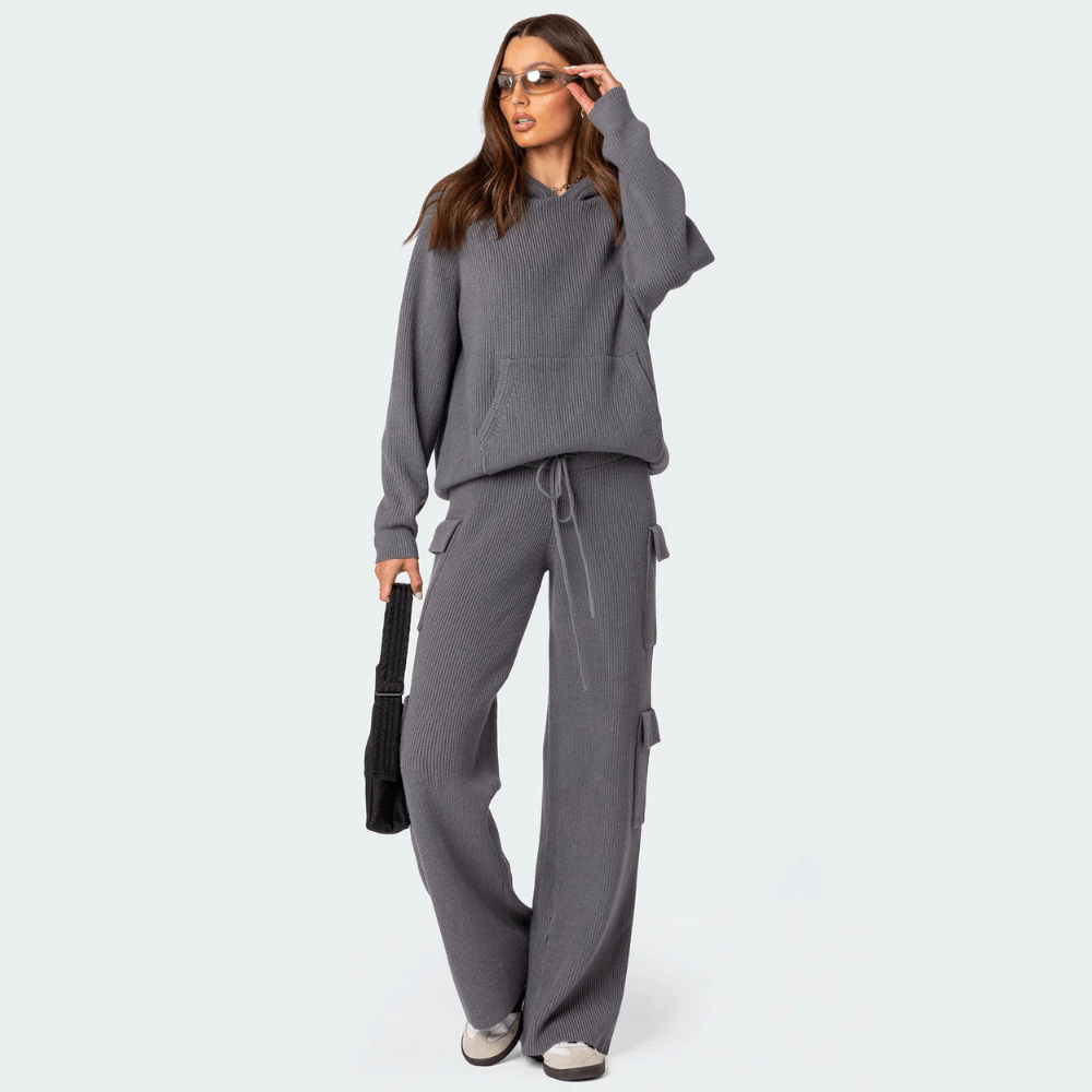 Conjunto de Punto con Capucha y Pantalón Cargo - Rovella